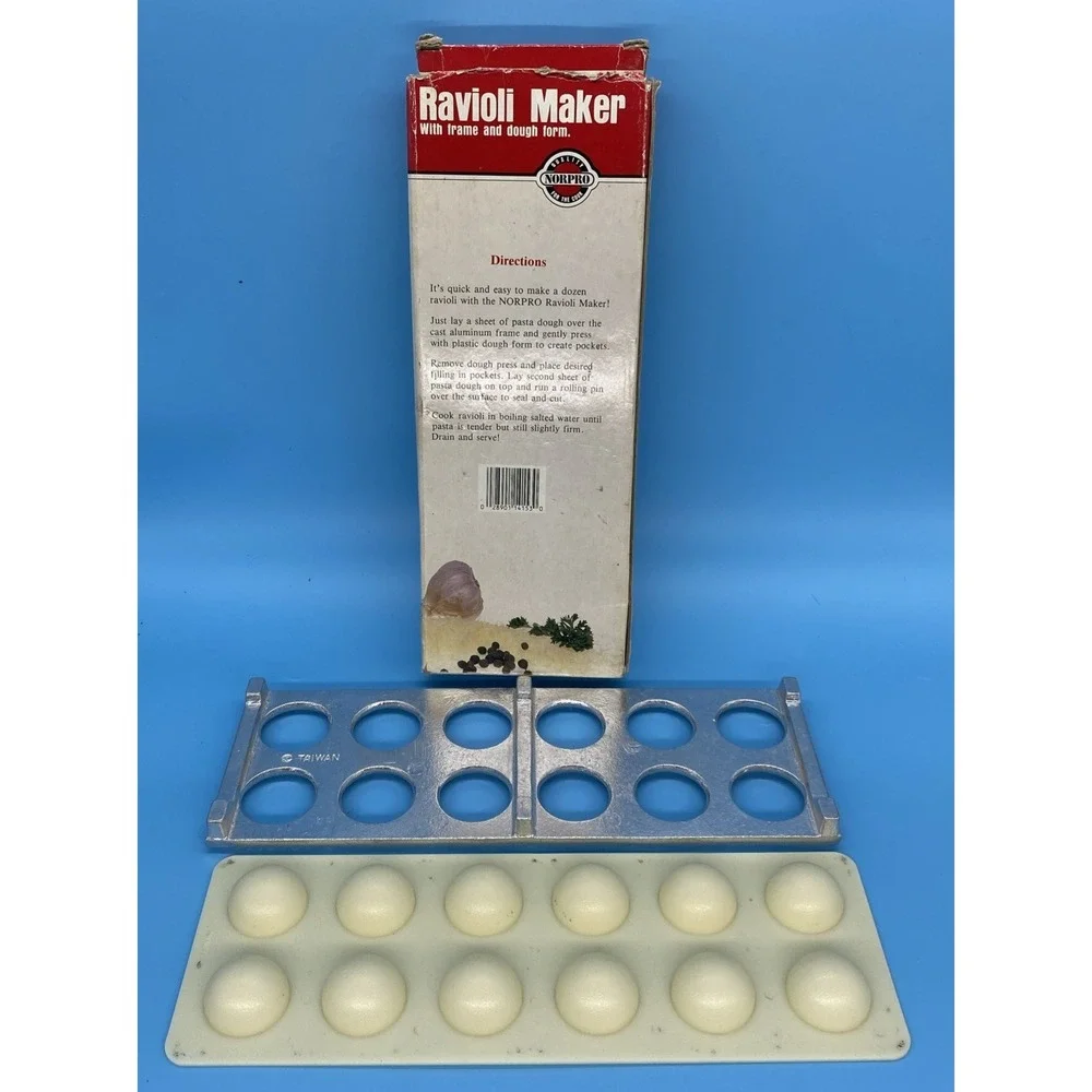Vintage Norpro Ravioli Maker #153 MAKES 12 AT A TIME Easy To Use